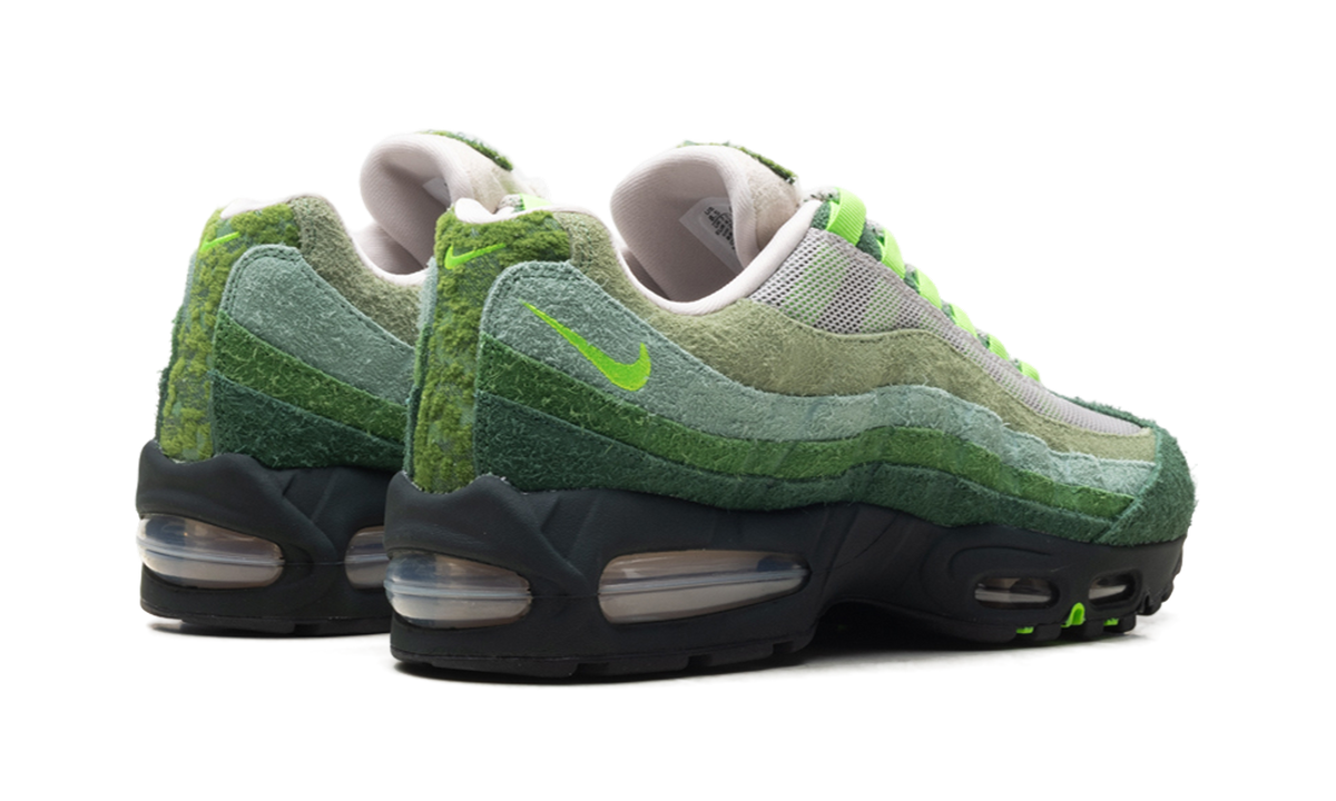 Overkicks - Nike Air Max 95 Big Bubble Ducks of a Feather Oregon Ducks The Woods (IQ3986-300) - par completo