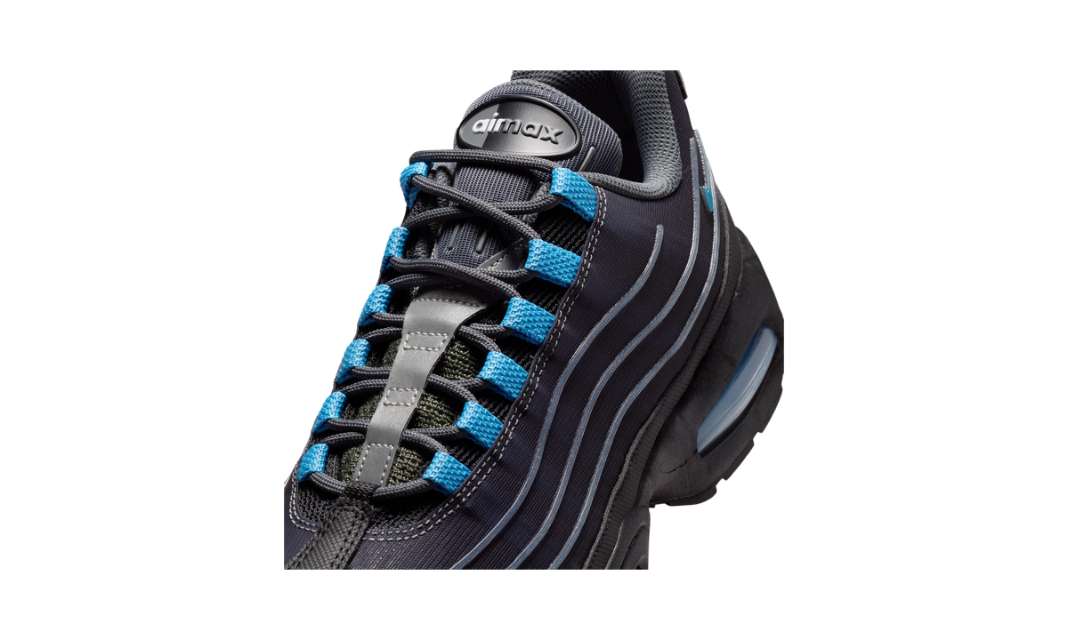Overkicks - Nike Air Max 95 Big Bubble Tech Black University Blue (IH7853-002) - detalle lateral interior