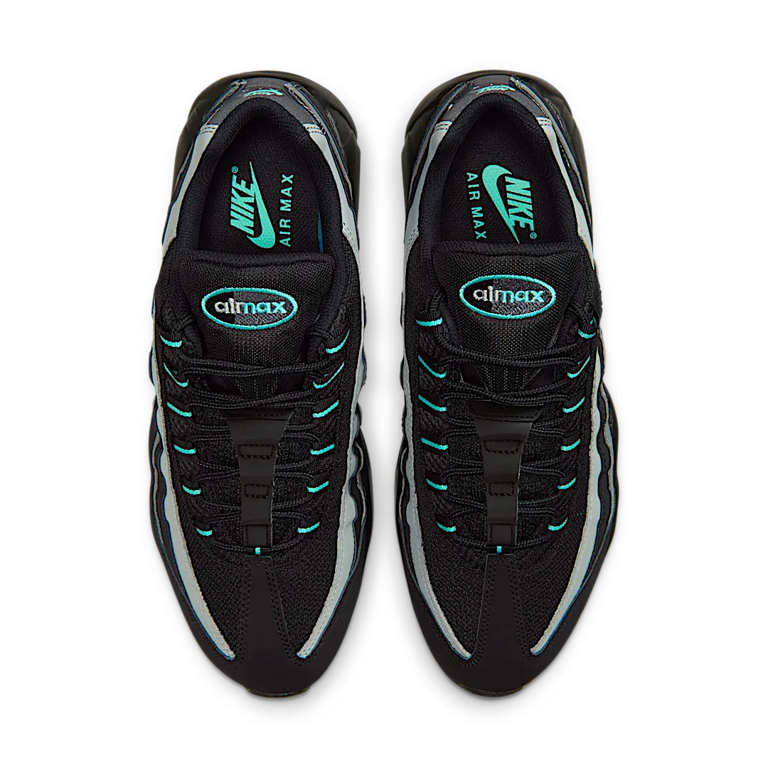 Overkicks - Nike Air Max 95 Black Aurora Green (HV6062-001) - par completo