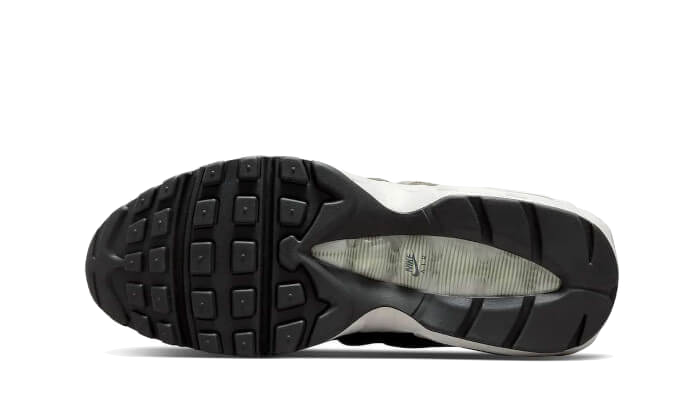 Overkicks - Nike Air Max 95 Earth Day (DV3450-300) - par completo
