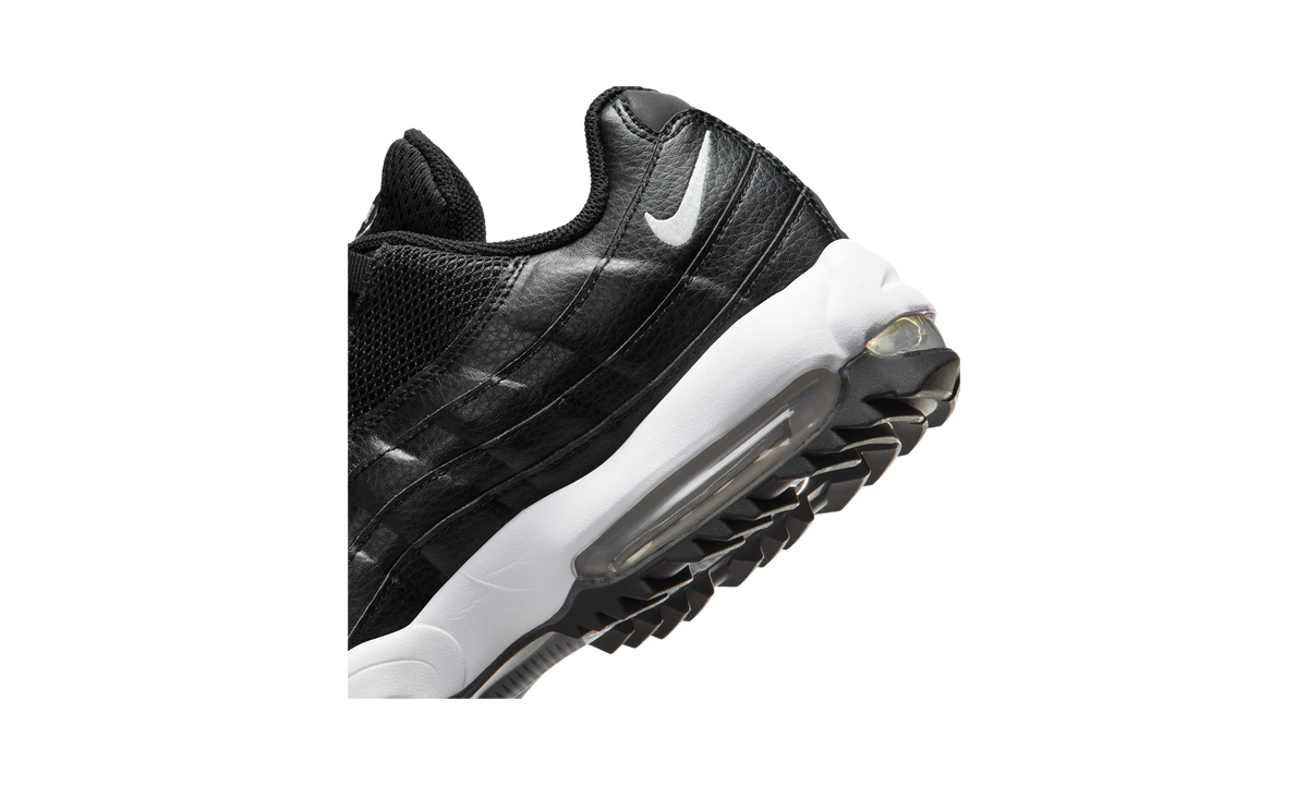 Overkicks - Nike Air Max 95 Golf Black White (HV4696-002) - detalle