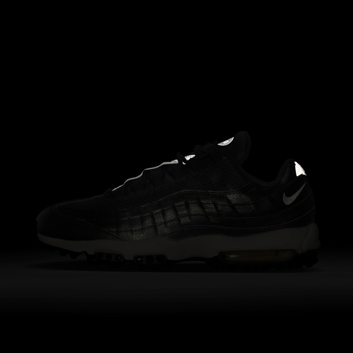 Overkicks - Nike Air Max 95 Golf Black White (HV4696-002) - detalle