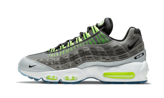 Overkicks - Nike Air Max 95 Kim Jones Total Volt (DD1871-002) - vista lateral