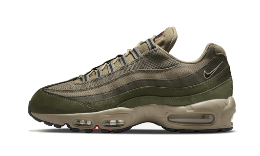 Overkicks - Nike Air Max 95 Matte Olive (DQ8570-200) - vista lateral