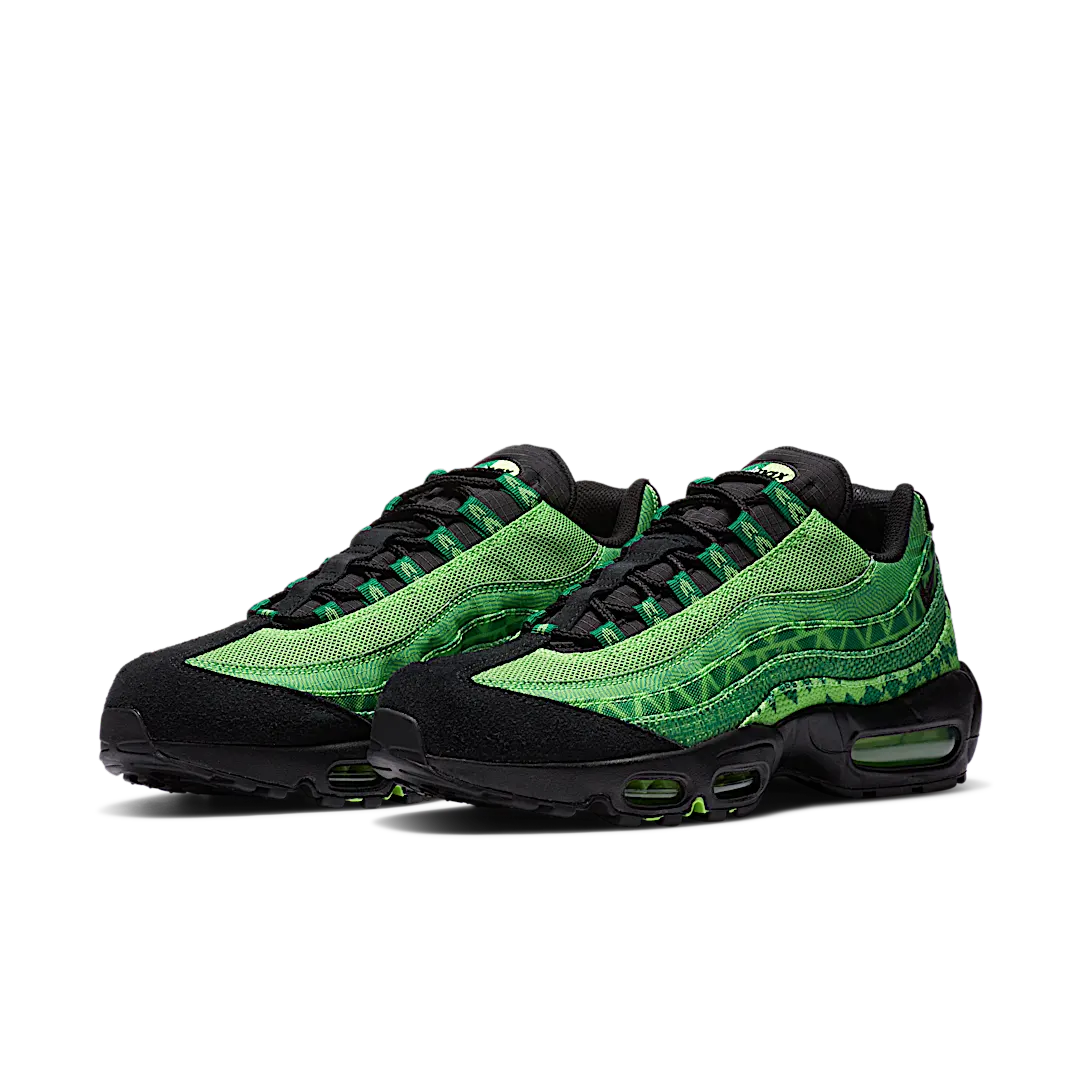 Overkicks - Nike Air Max 95 Naija (CW2360-300) - vista trasera