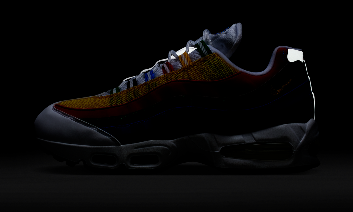 Overkicks - Nike Air Max 95 Olympic (2026) (IB7872-100) - detalle
