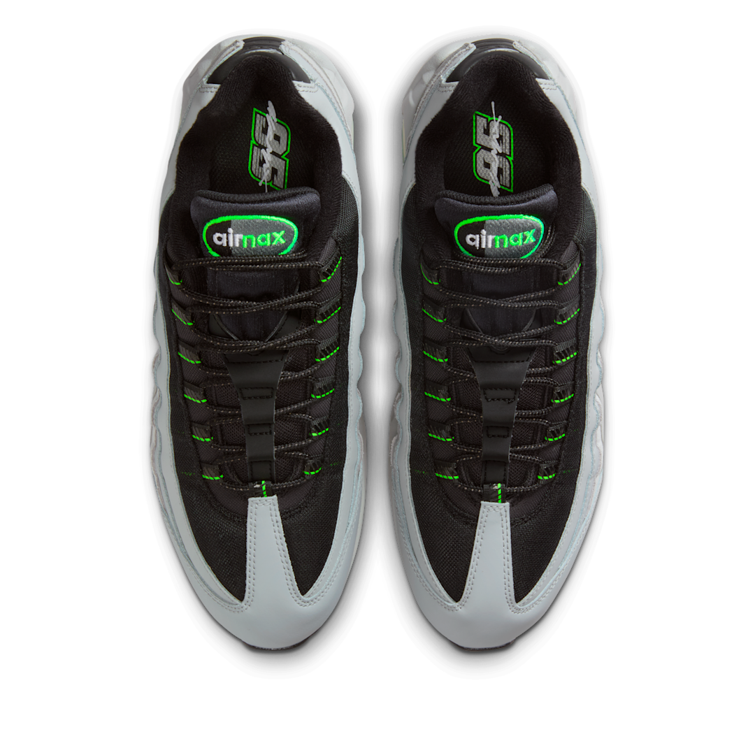 Overkicks - Nike Air Max 95 Racing Pack Light Smoke Green Strike (IH1228-002) - par completo