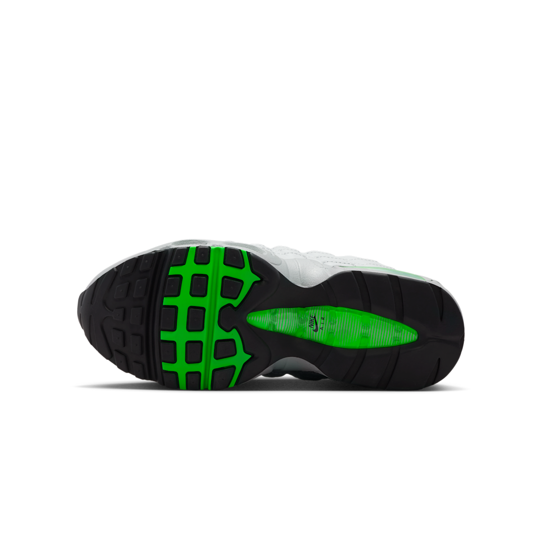 Overkicks - Nike Air Max 95 Racing Pack Light Smoke Green Strike (GS) (II4130-012) - imagen 4