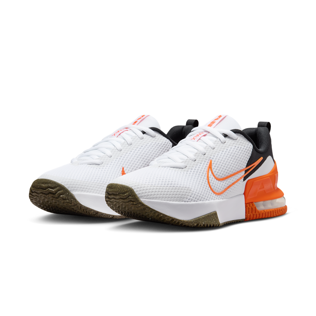 Overkicks - Nike Air Max Alpha Trainer 6 White Black Safety Orange (FQ1833-109) - vista trasera