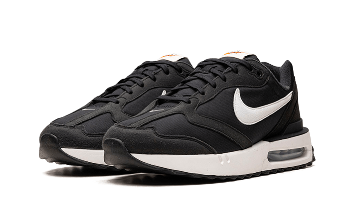 Overkicks - Nike Air Max Dawn Black White (DC4068-001) - vista trasera