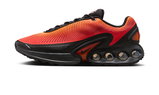 Overkicks - Nike Air Max Dn Total Orange Bright Crimson Dark Smoke Grey Black (IB4505-803) - vista lateral