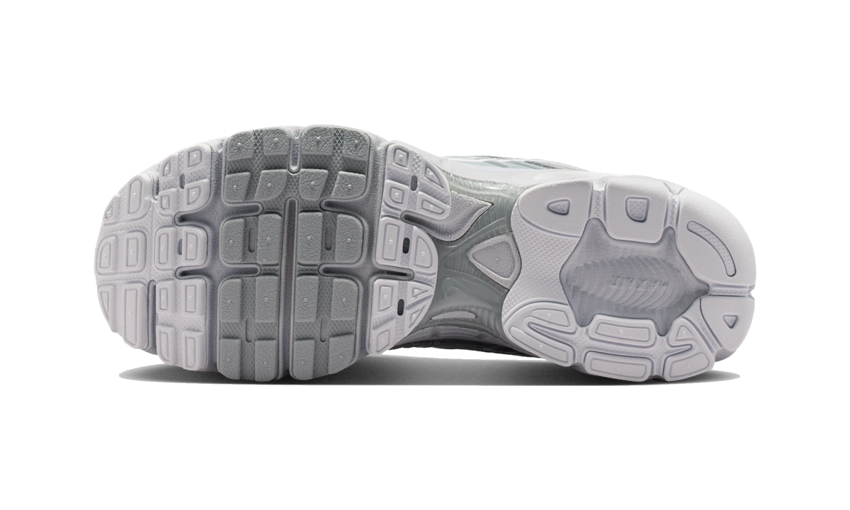 Overkicks - Nike Air Max Moto 2K SE Pure Platinum White Wolf Grey (IO4862-002) - par completo