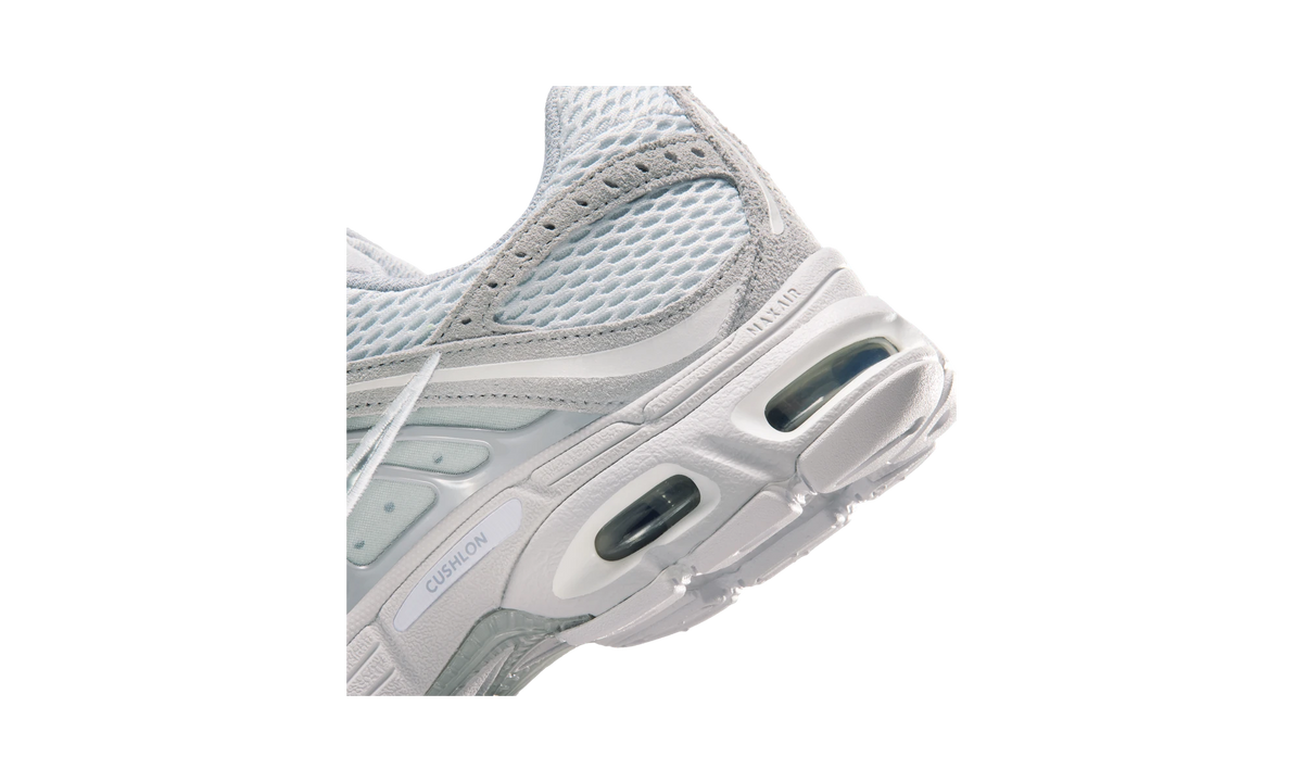 Overkicks - Nike Air Max Moto 2K SE Pure Platinum White Wolf Grey (IO4862-002) - detalle