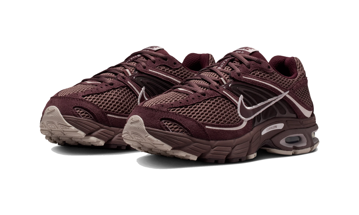 Overkicks - Nike Air Max Moto 2K SE Tattoo Burgundy Crush (IO4862-500) - vista trasera