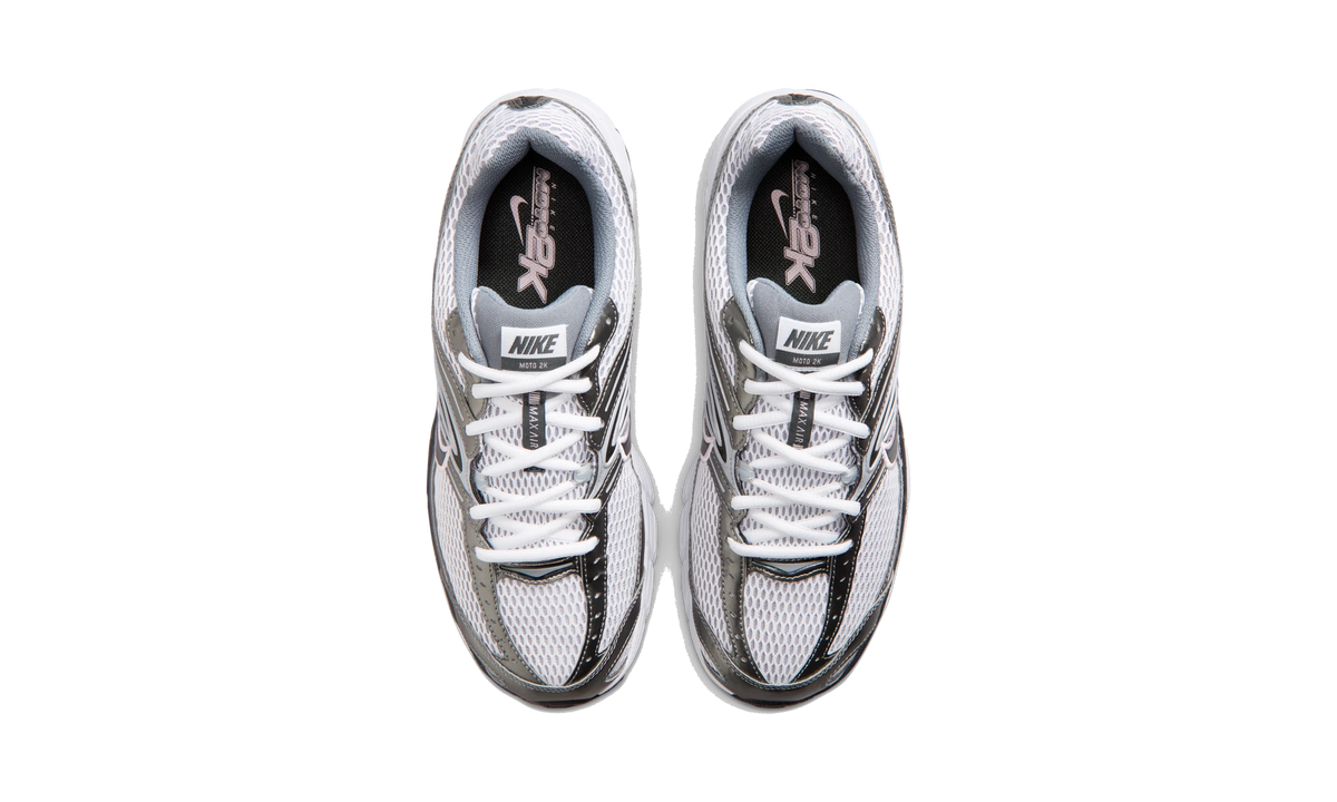Overkicks - Nike Air Max Moto 2K Smoke Grey Anthracite Pink Foam White (IU7548-070) - vista superior