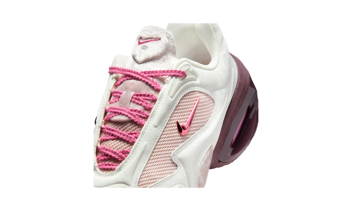 Overkicks - Nike Air Max Muse Valentines Day (2026) (IQ1152-666) - detalle lateral interior