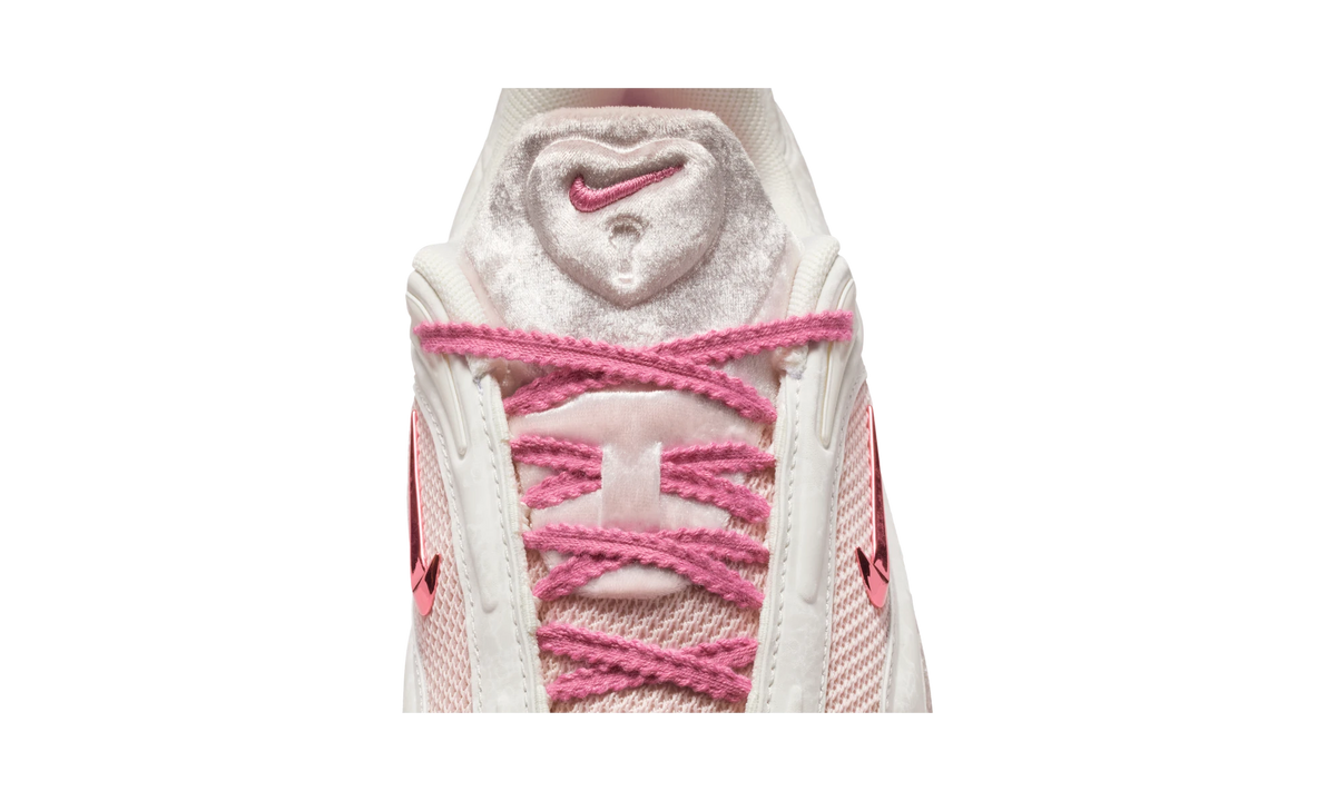 Overkicks - Nike Air Max Muse Valentines Day (2026) (IQ1152-666) - detalle