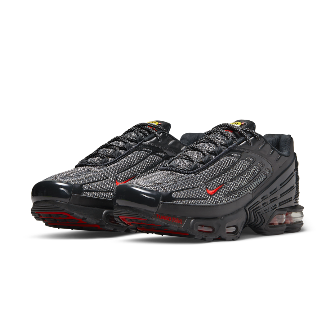 Overkicks - Nike Air Max Plus 3 Black Reflective Silver University Red (DO6385-002) - vista trasera