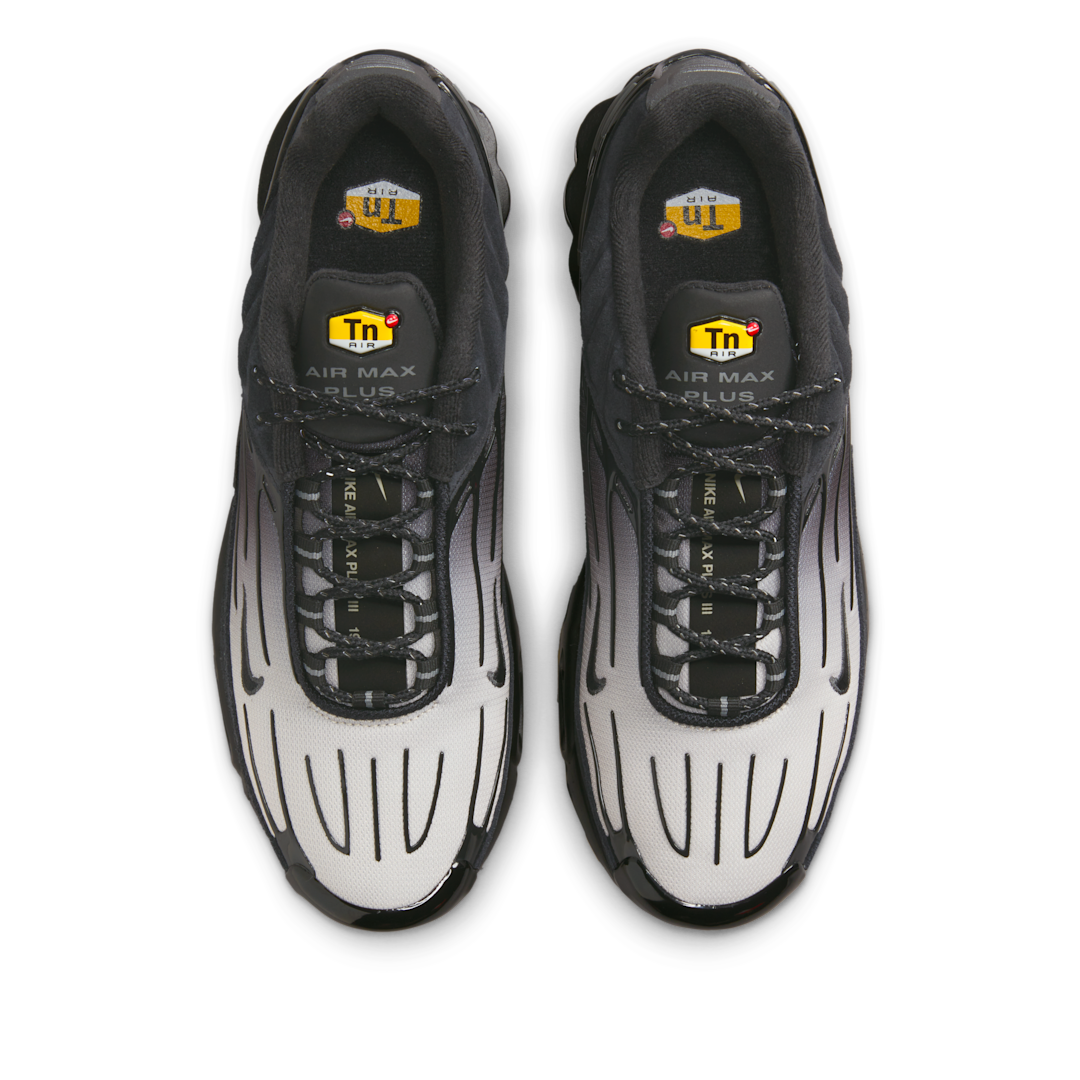 Overkicks - Nike Air Max Plus 3 Black Smoke Grey Gum (FV0386-001) - par completo