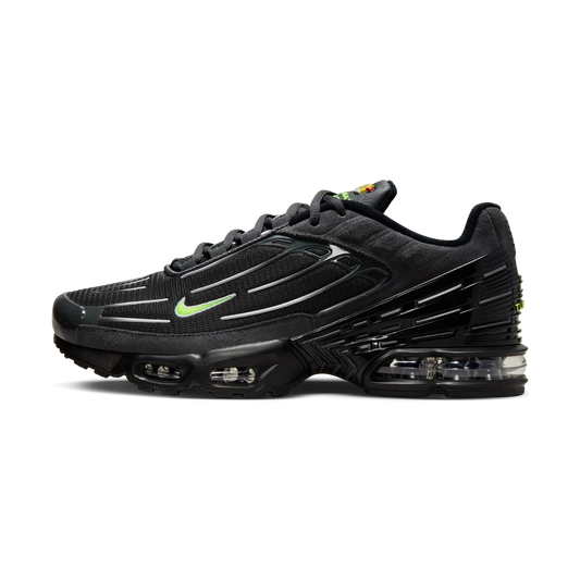 Overkicks - Nike Air Max Plus 3 Black Volt (FQ2387-001) - vista lateral