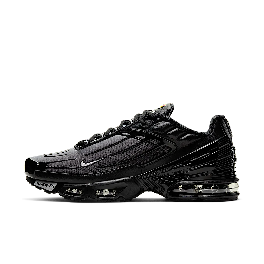 Overkicks - Nike Air Max Plus 3 Black Wolf Grey (CJ9684-002) - vista lateral