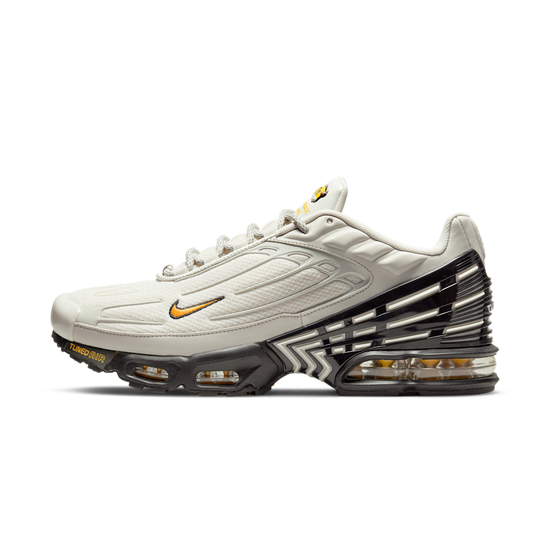 Overkicks - Nike Air Max Plus 3 Bone Black (DO6385-001) - vista lateral