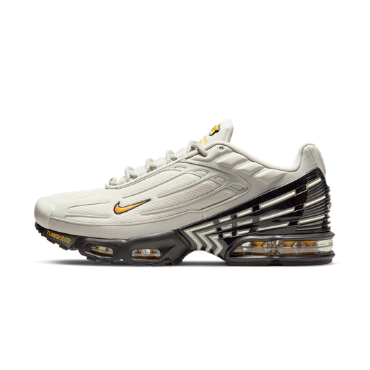 Overkicks - Nike Air Max Plus 3 Bone Black (DO6385-001) - vista lateral