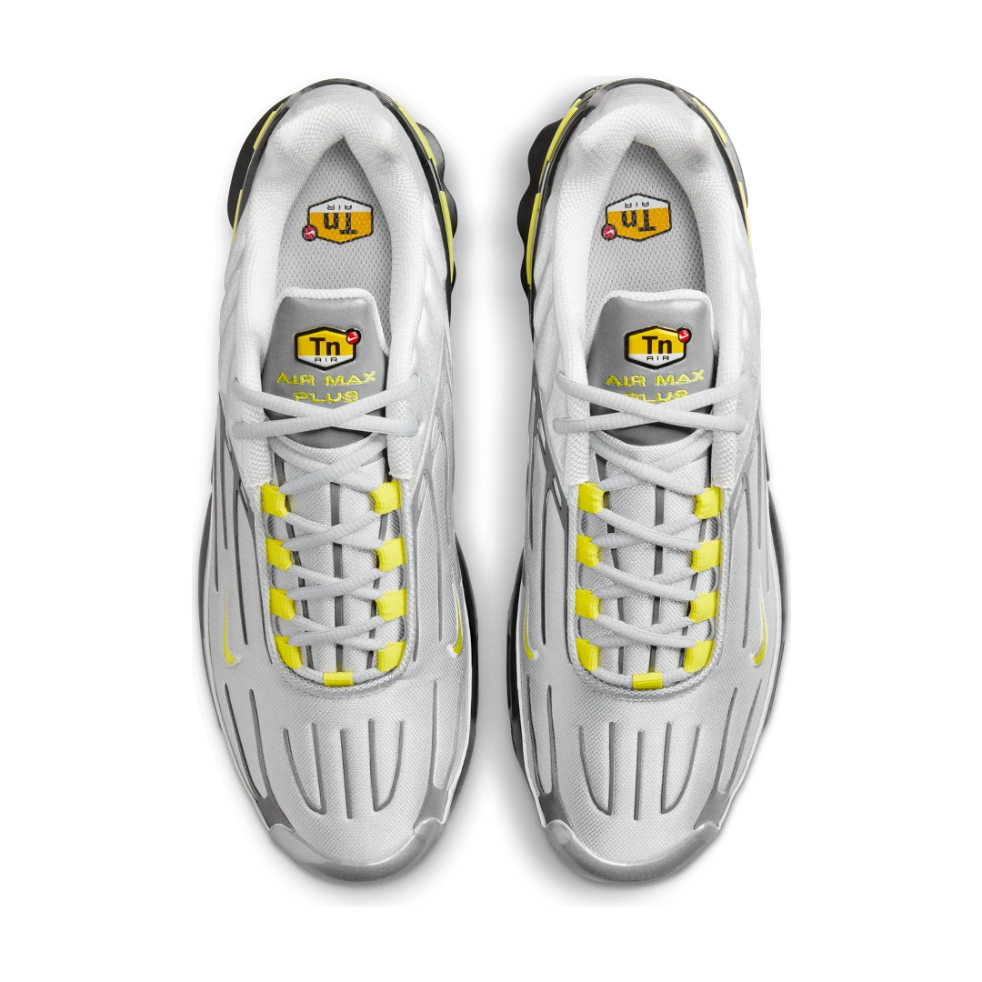 Overkicks - Nike Air Max Plus 3 Metallic Silver Opti Yellow (FZ4623-001) - par completo
