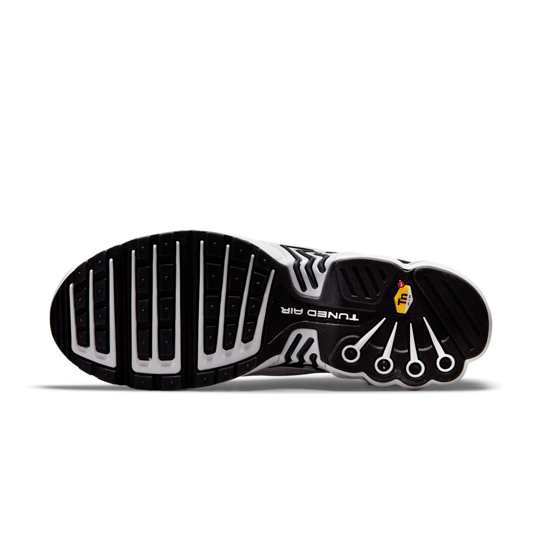 Overkicks - Nike Air Max Plus 3 Multi-Swoosh White (DN6993-100) - detalle suela