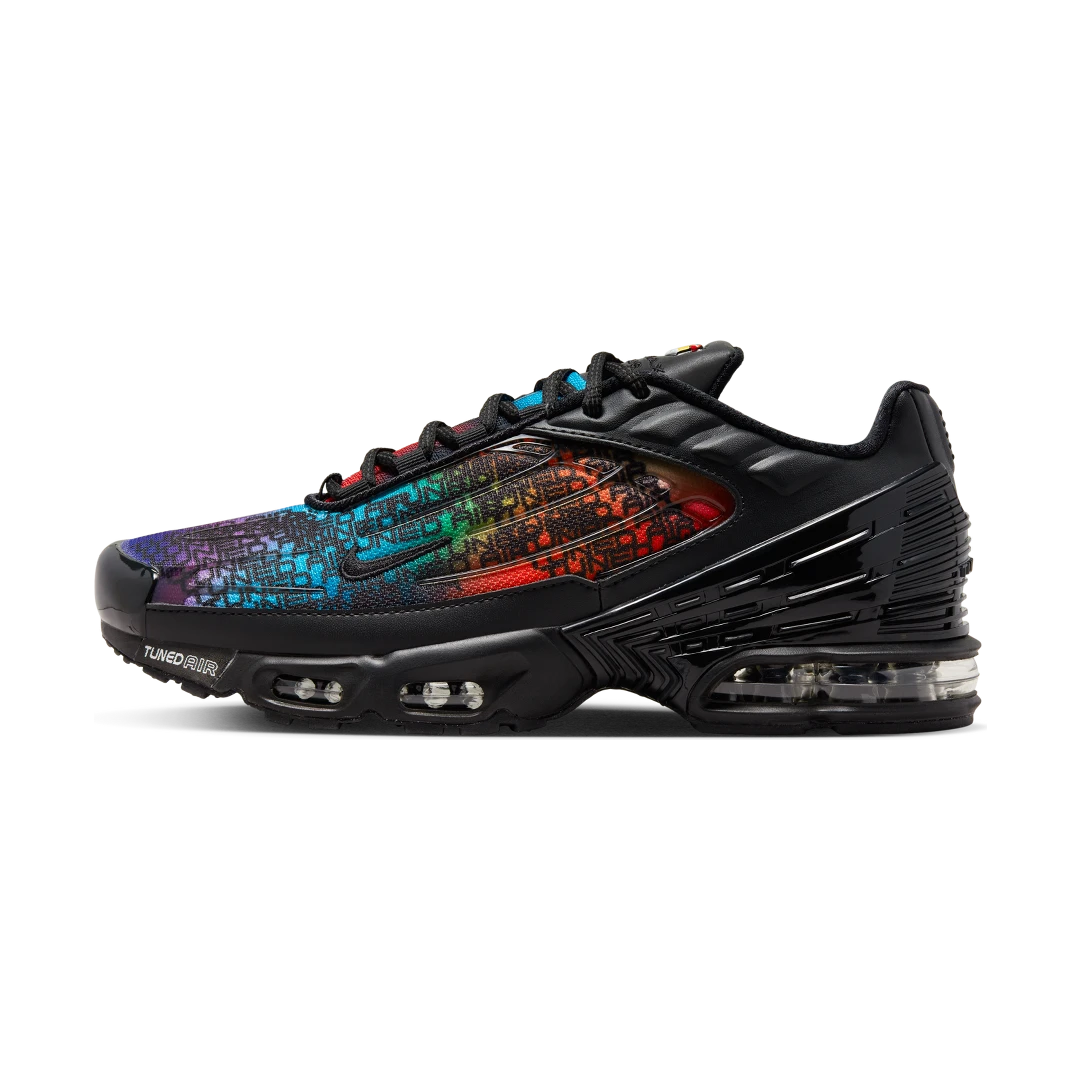 Overkicks - Nike Air Max Plus 3 Premium Rainbow Gradient (FD0671-001) - vista lateral