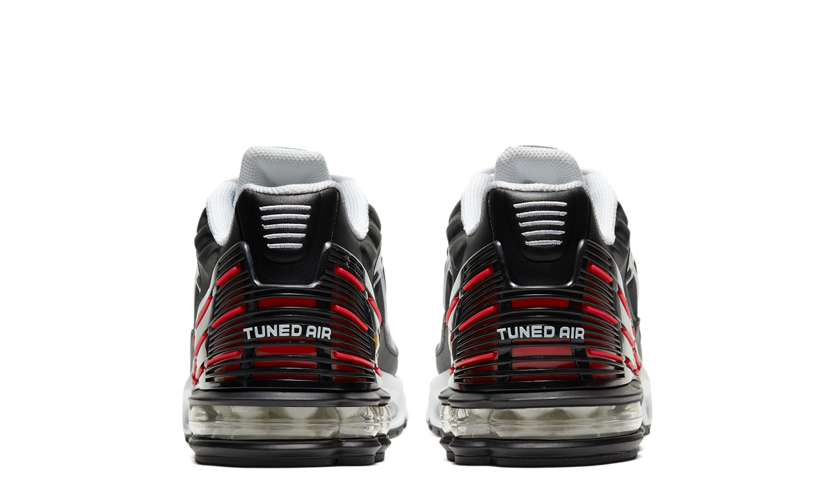 Overkicks - Nike Air Max Plus 3 Red (CD7005-004 / DM2573-001) - detalle talón