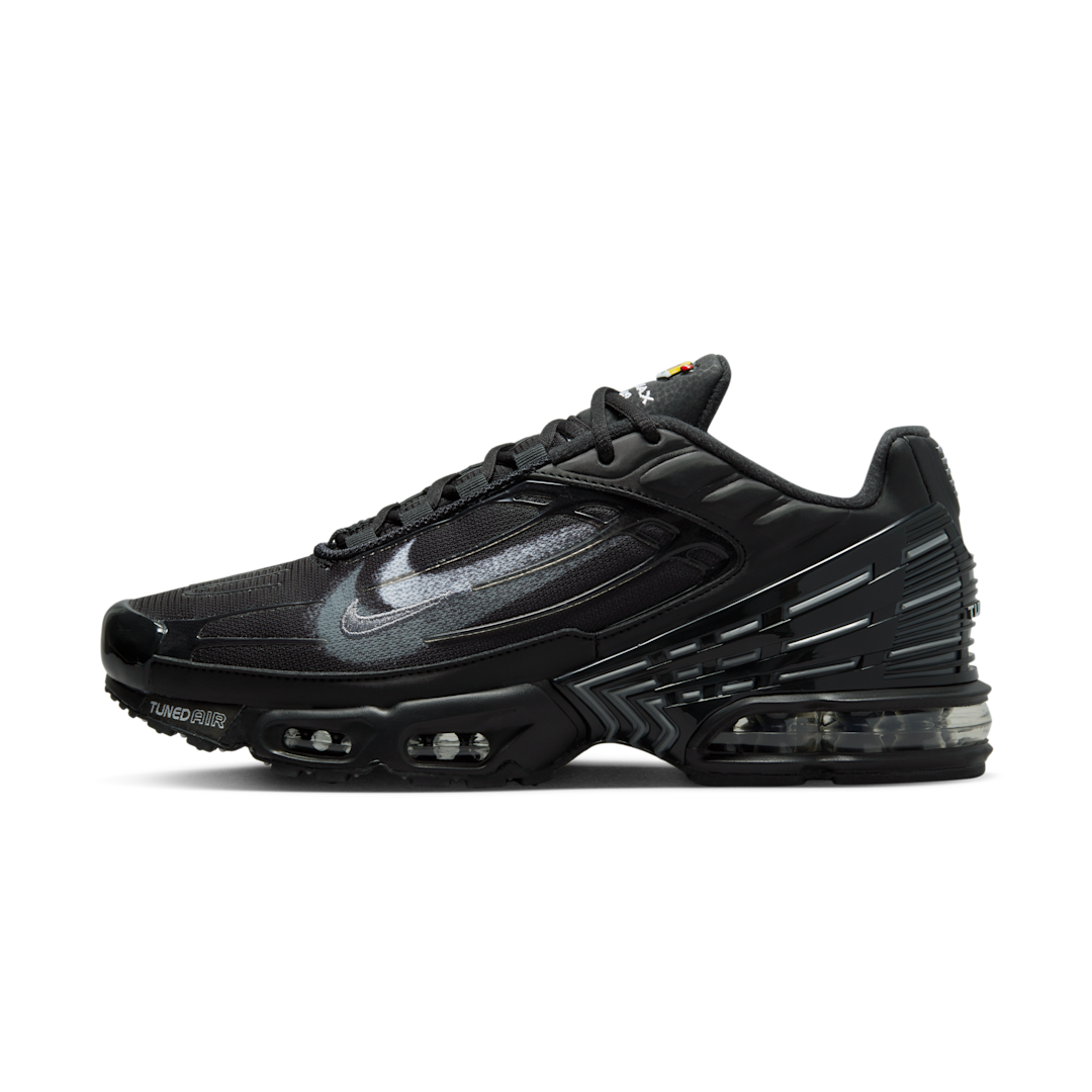 Overkicks - Nike Air Max Plus 3 Stencil Swoosh Black (FD0659-001) - vista lateral