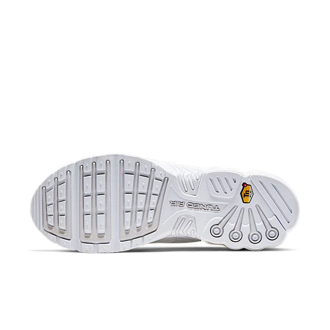 Overkicks - Nike Air Max Plus 3 Triple White (CW1417-100) - detalle suela