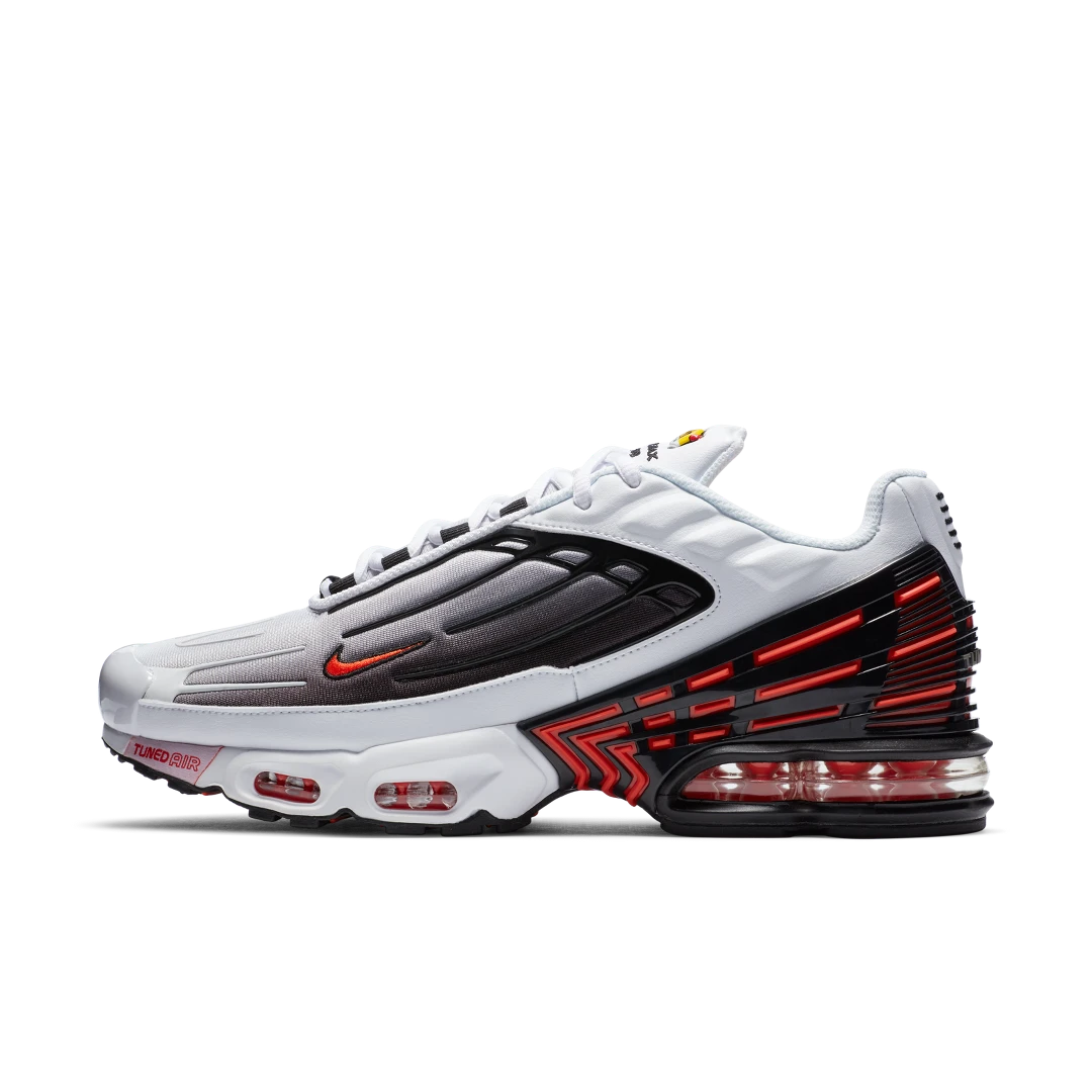 Overkicks - Nike Air Max Plus 3 White Black Team Orange (CK6715-101) - vista lateral