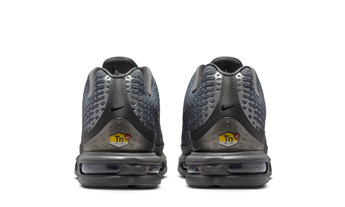 Overkicks - Nike Air Max Plus 7 Iron Grey Smoke Grey (IQ0282-084) - detalle talón