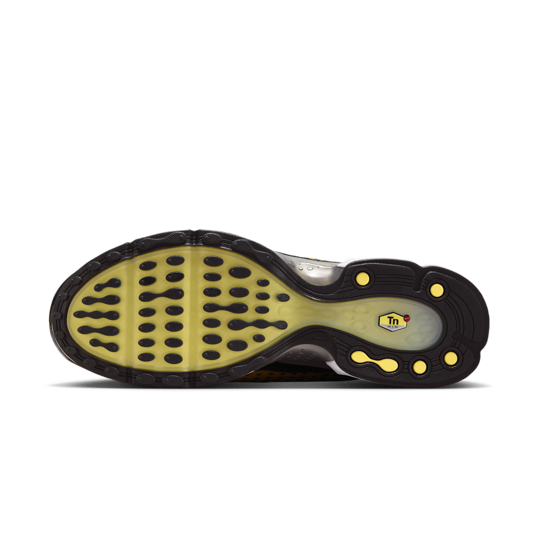 Overkicks - Nike Air Max Plus 7 Varsity Maize (HQ2197-700) - detalle suela