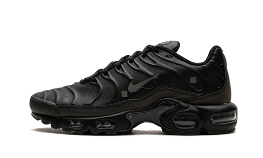 Overkicks - Nike Air Max Plus A-COLD-WALL Black (FD7855-001) - vista lateral