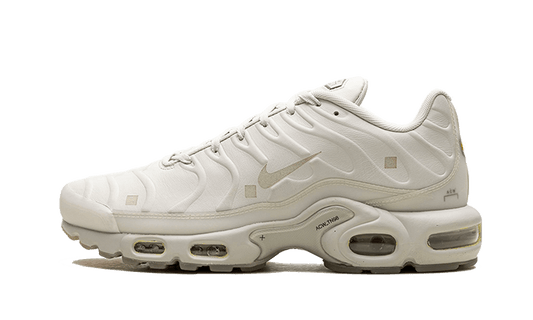 Overkicks - Nike Air Max Plus A-COLD-WALL Platinum Tint (FD7855-002) - vista lateral