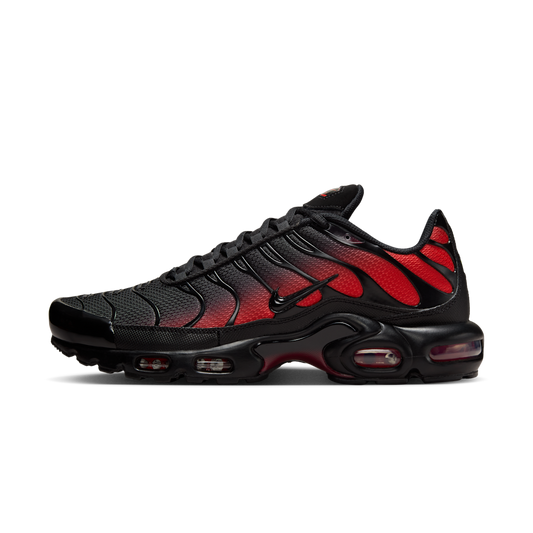 Overkicks - Nike Air Max Plus Black Noble Red (DM0032-021) - vista lateral