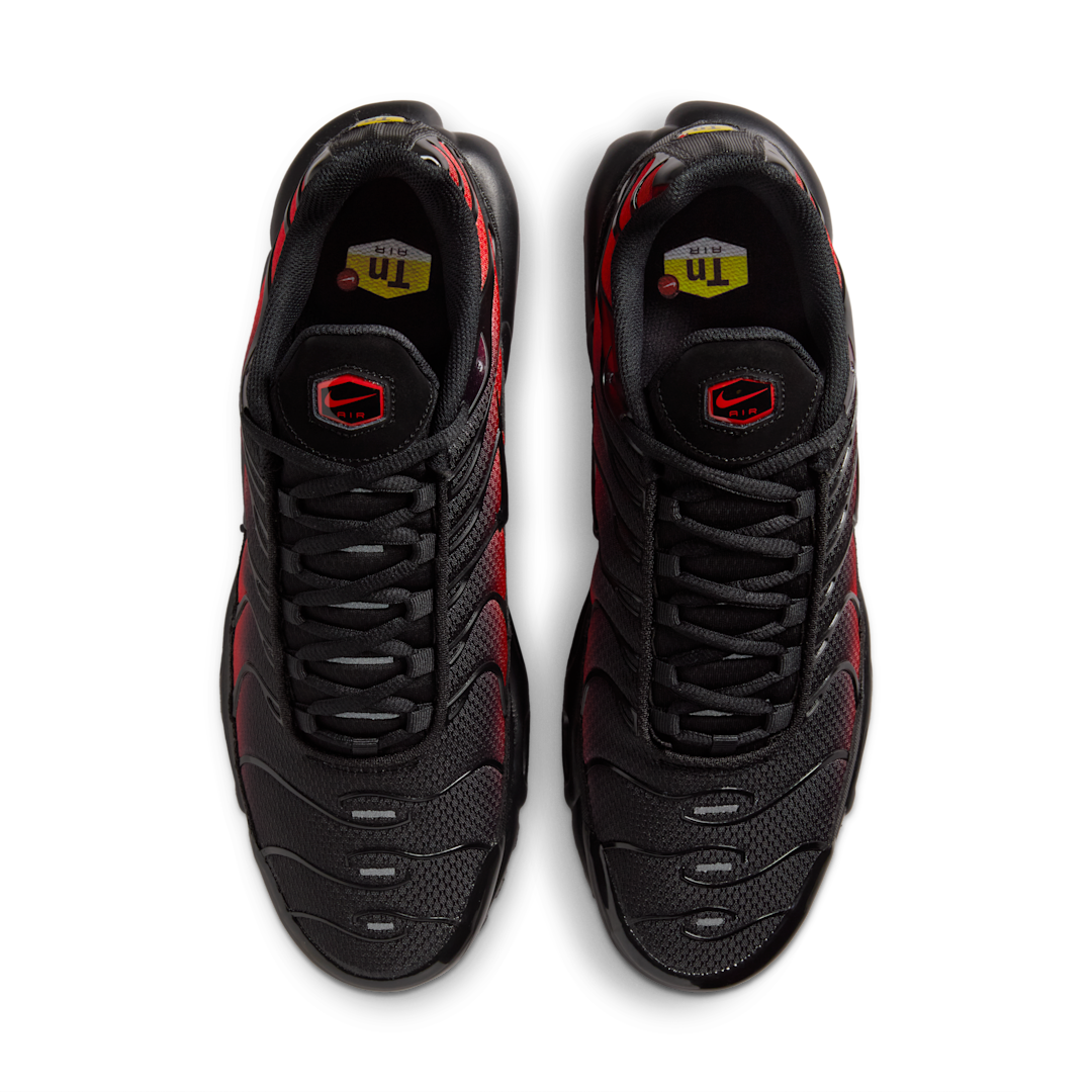 Overkicks - Nike Air Max Plus Black Noble Red (DM0032-021) - par completo