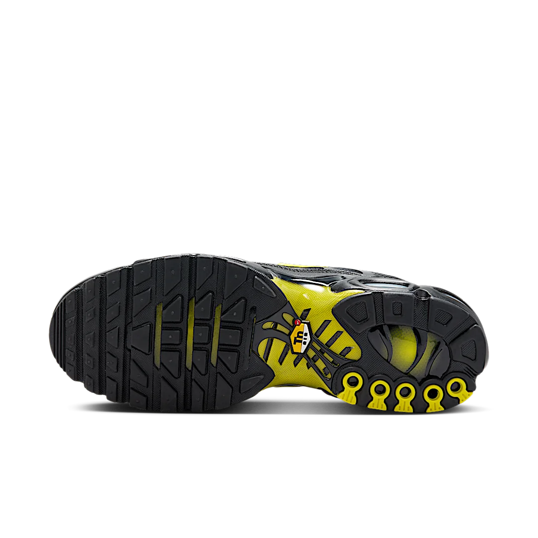 Overkicks - Nike Air Max Plus Black Opti Yellow (DM0032-012) - detalle suela