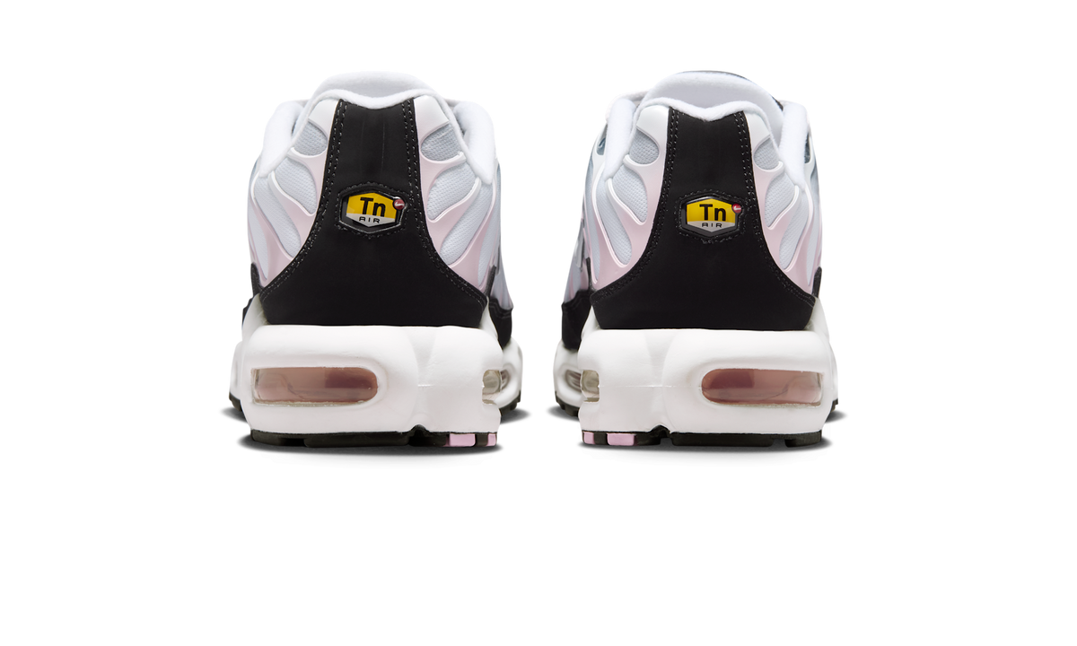 Overkicks - Nike Air Max Plus Black Pink Foam (IU7540-001) - detalle talón