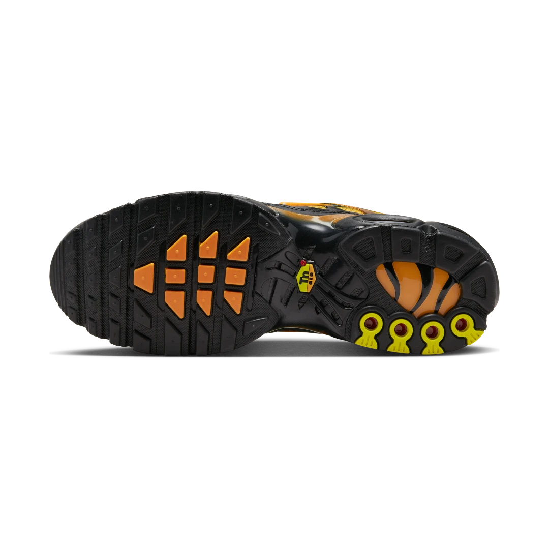 Overkicks - Nike Air Max Plus Black Sundial (DM0032-007) - detalle suela