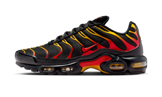 Overkicks - Nike Air Max Plus Black University Gold Red (DM0032-030) - vista lateral
