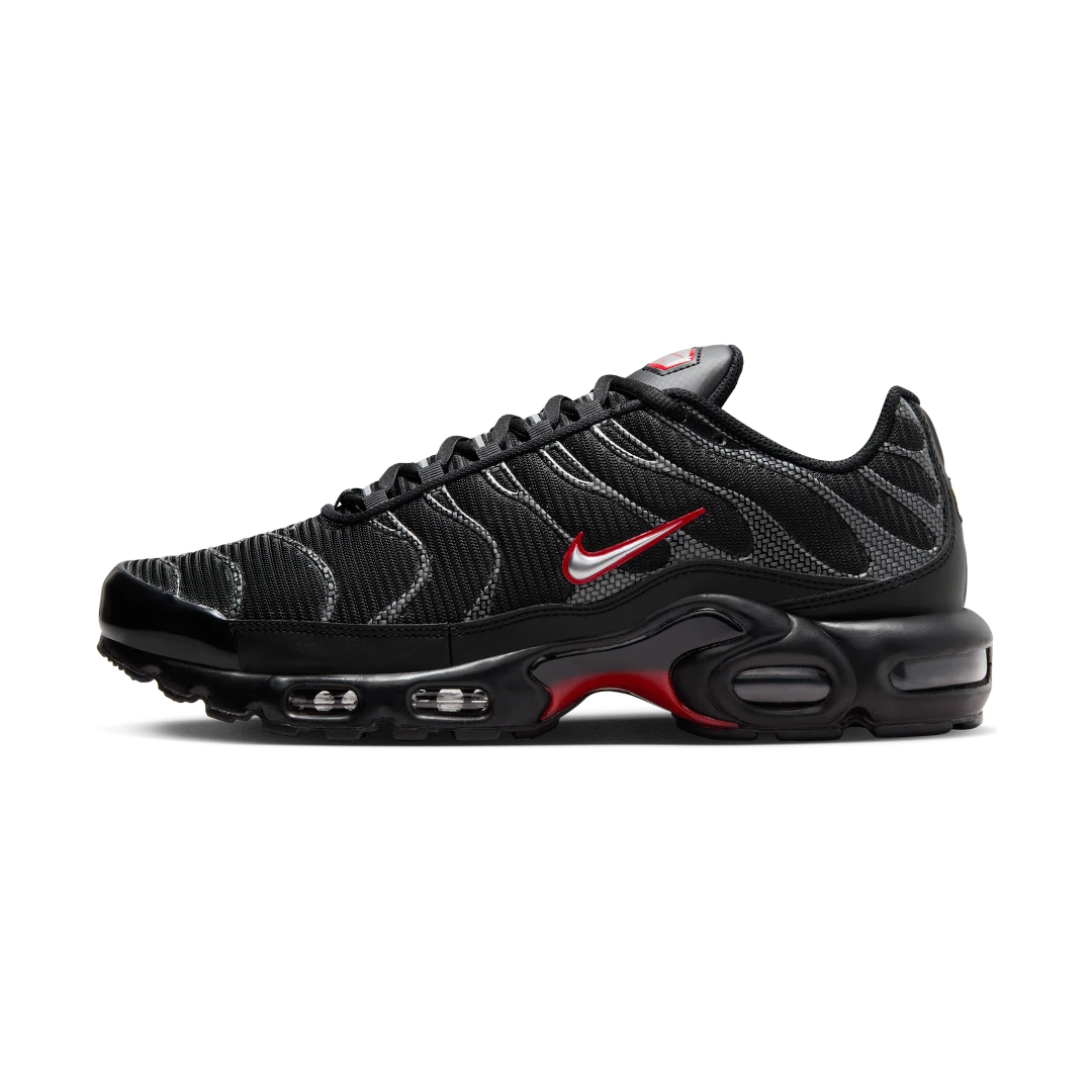 Overkicks - Nike Air Max Plus Black University Red Metallic Silver (HF4293-001) - vista lateral