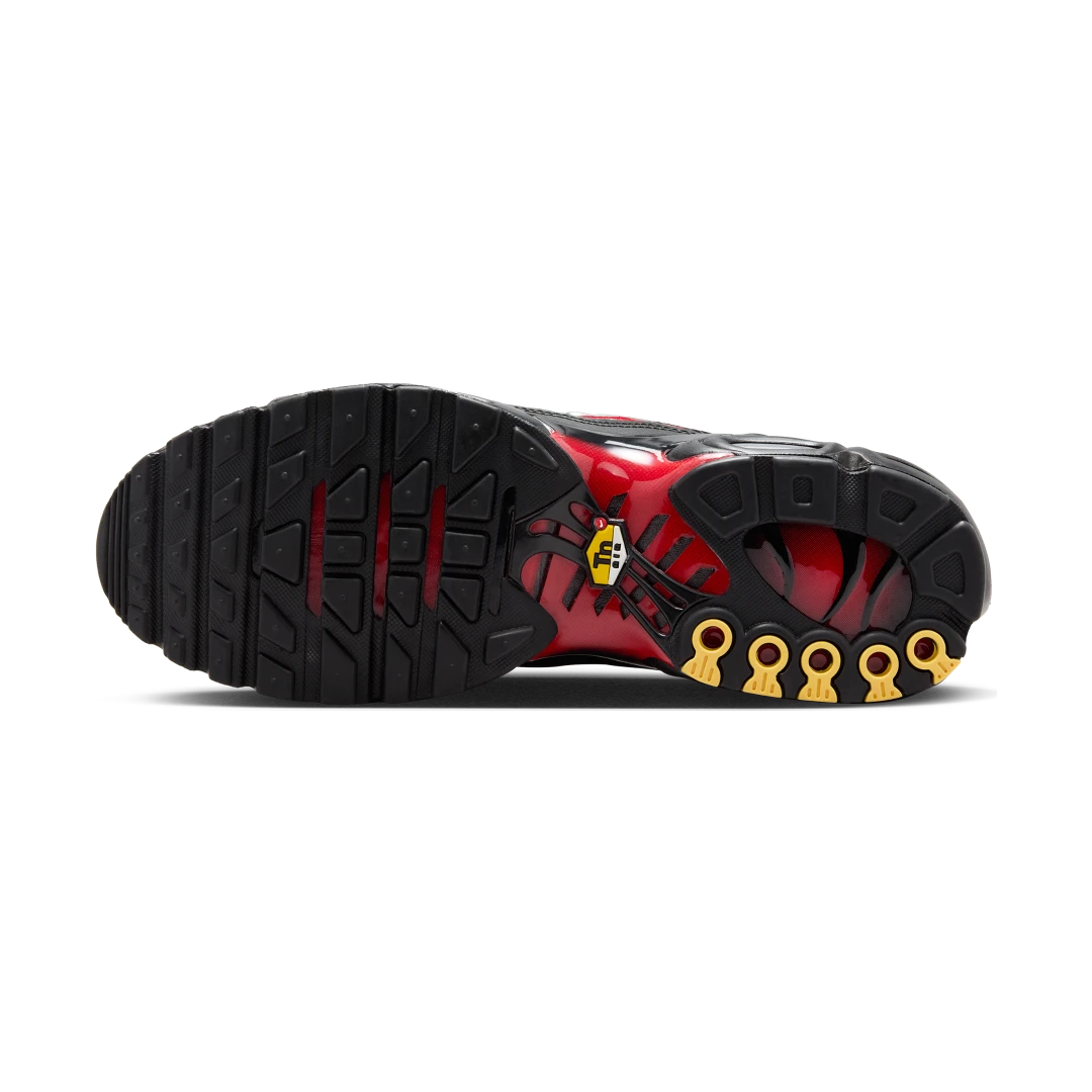 Overkicks - Nike Air Max Plus Black University Red Metallic Silver (HF4293-001) - detalle suela