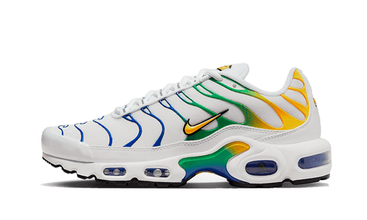 Overkicks - Nike Air Max Plus Brazil (Womens) (DZ3671-101) - vista lateral