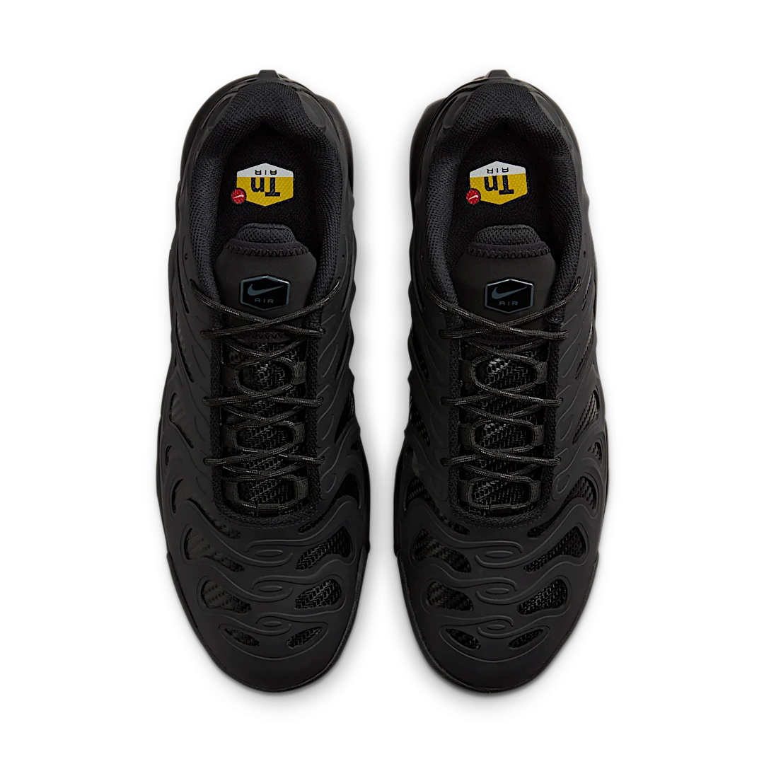 Overkicks - Nike Air Max Plus Drift Black Anthracite (HF0785-001) - par completo