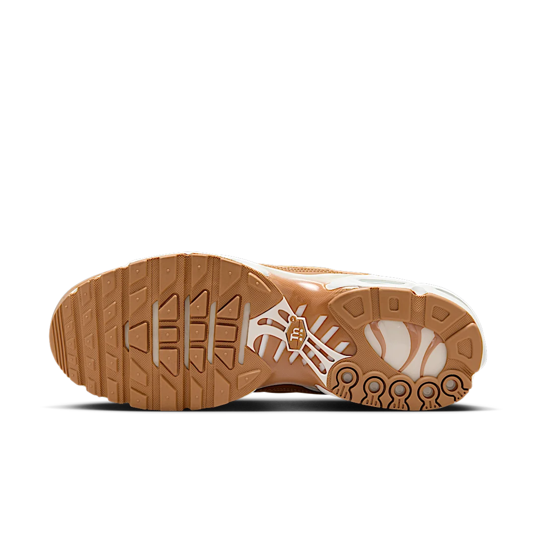 Overkicks - Nike Air Max Plus Flax Sail (FZ8815-200) - detalle suela