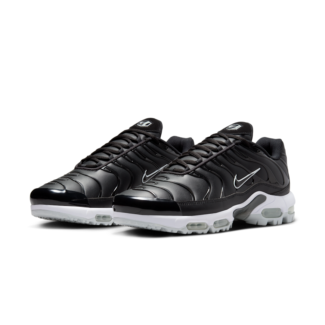 Overkicks - Nike Air Max Plus Golf Black Leather (FZ4150-001) - vista trasera